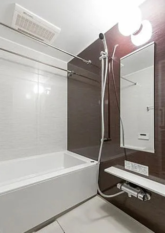 バス・シャワールーム