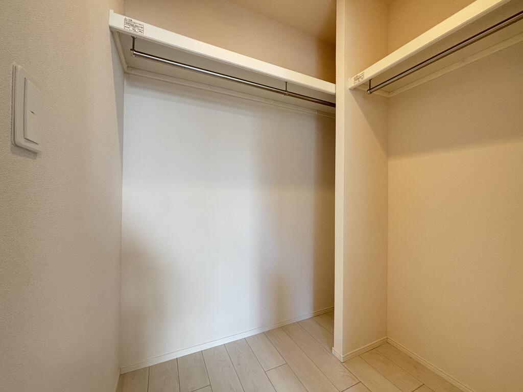 収納　別号室参照