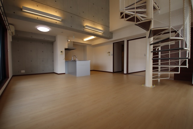 居室・リビング　※別号室の参考写真となり、現況優先です※