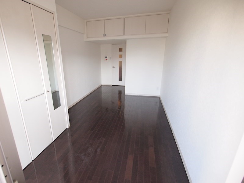 居室・リビング　一人暮らしにピッタリのリビング。