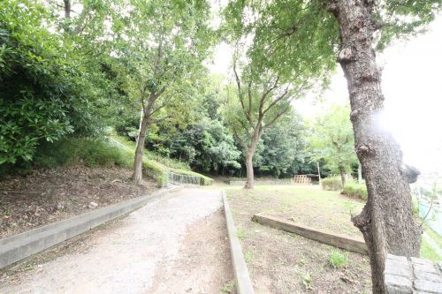 その他　大津和南公園（その他）まで711m