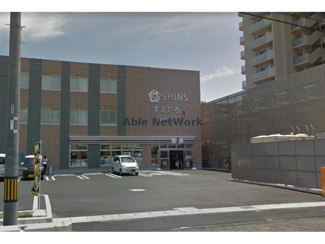 コンビニ　セブンイレブン安城末広町店（コンビニ）まで334m