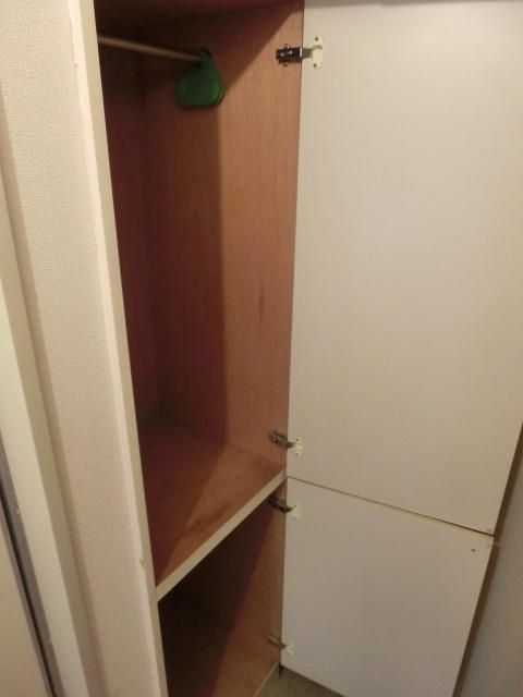 収納　玄関収納付