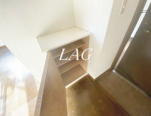 玄関　玄関です。