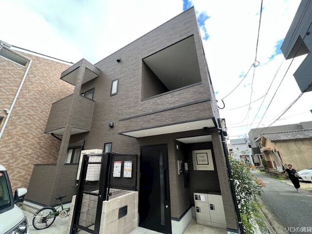 建物外観　同型物件