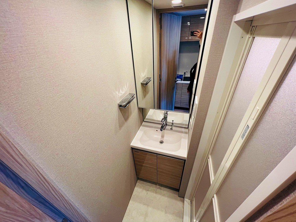 洗面設備　同一物件別部屋写真