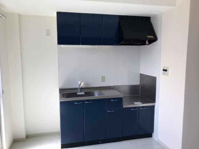 キッチン　同仕様反転タイプ