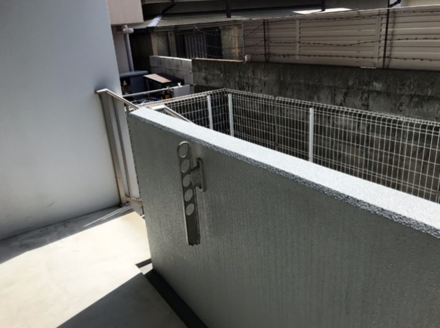 バルコニー　同仕様反転タイプ