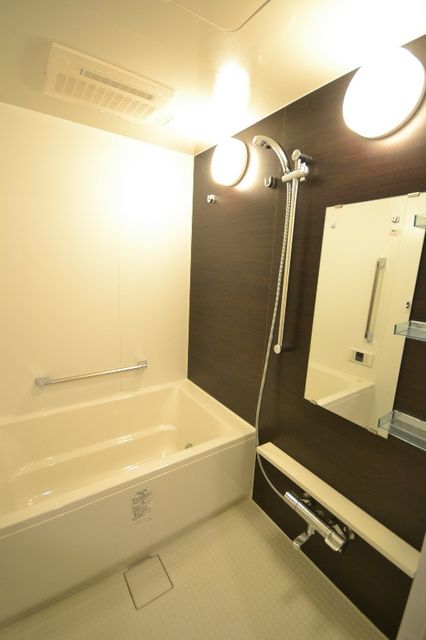 バス・シャワールーム