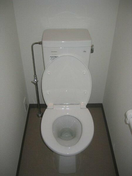 トイレ　トイレもきれいです