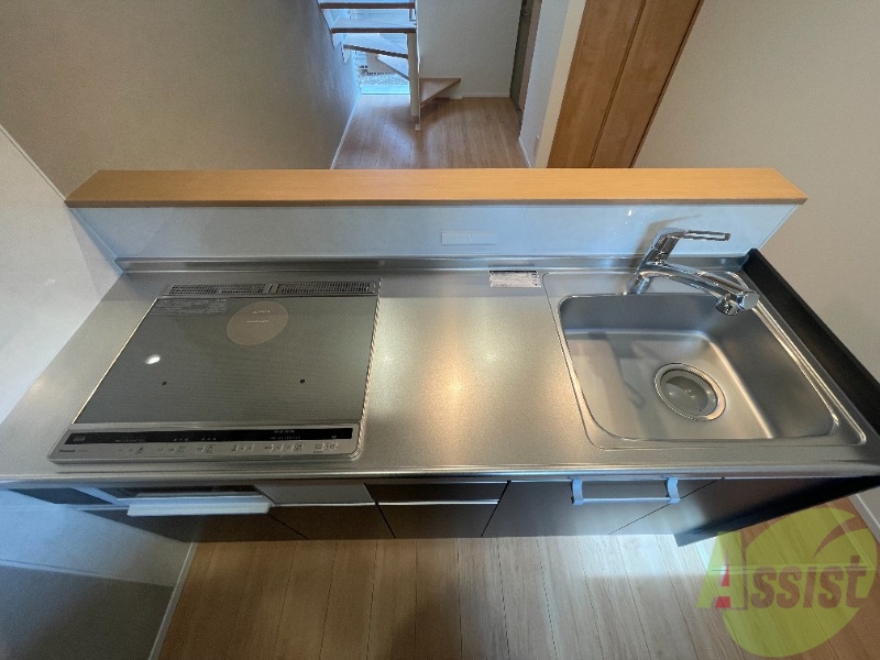 キッチン　こちらはキッチンです。料理するのが楽しみですね。