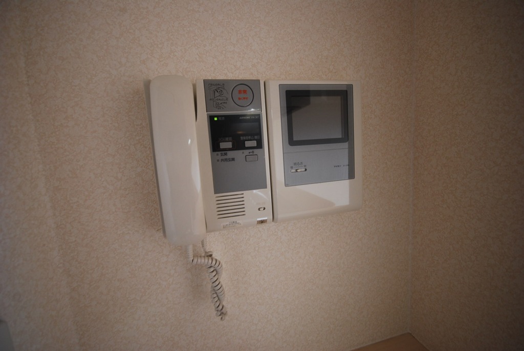 セキュリティ　ＴＶインターフォン　※別号室参考写真