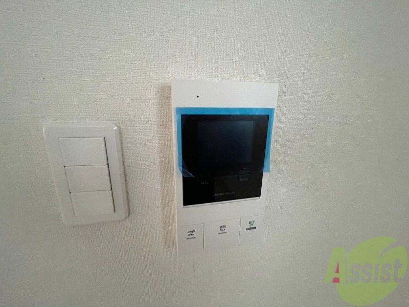 セキュリティ　ＴＶモニター付インターホンです。来客者の顔が見えるので安心！