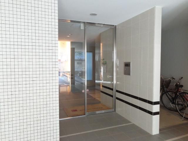 エントランス　エントランス