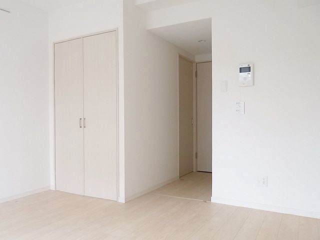 その他部屋・スペース　★明るい室内・床フローリング★