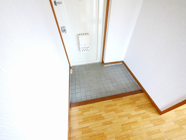 玄関　シンプルで使いやすい玄関です