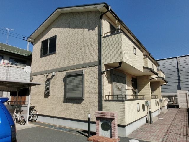 建物外観　日当たり良好です。
