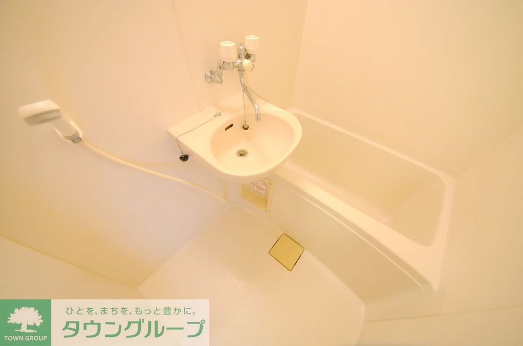 バス・シャワールーム　バス