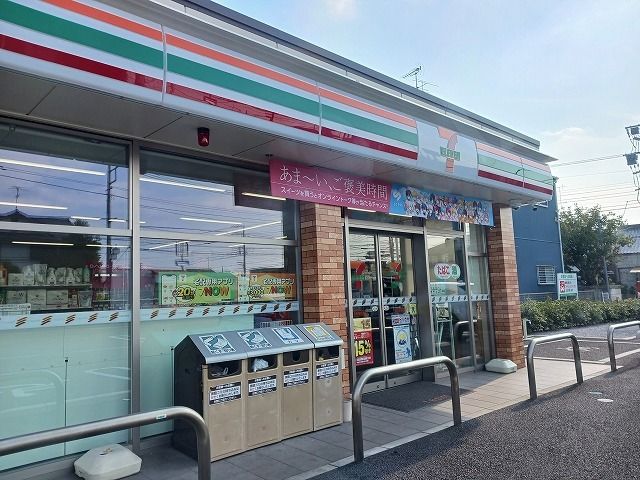 コンビニ　セブンイレブン蓮田南新宿店（コンビニ）まで400m