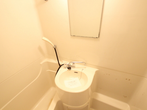 洗面設備　※別部屋の写真です