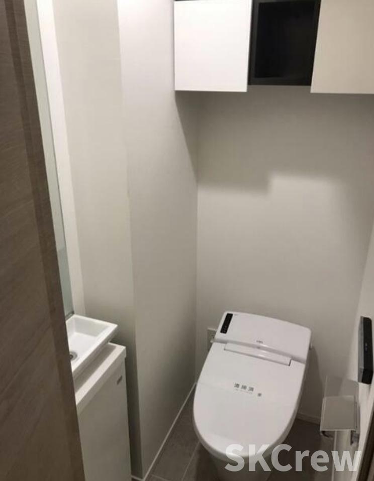 トイレ　別号室の写真です
