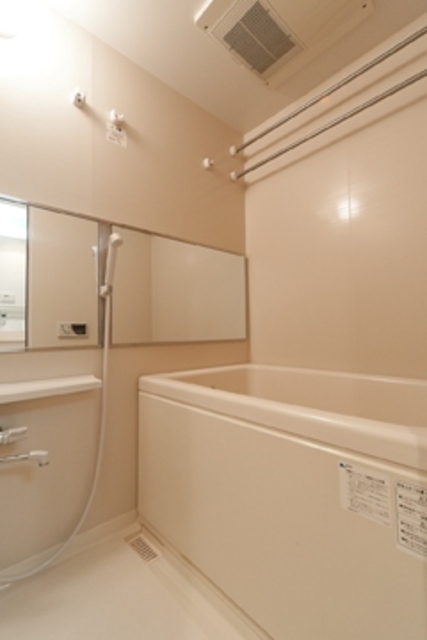 バス・シャワールーム　※写真は同タイプ住戸です。