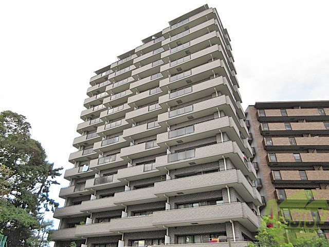 建物外観　吹田市芳野町【コートアメニティ江坂】
