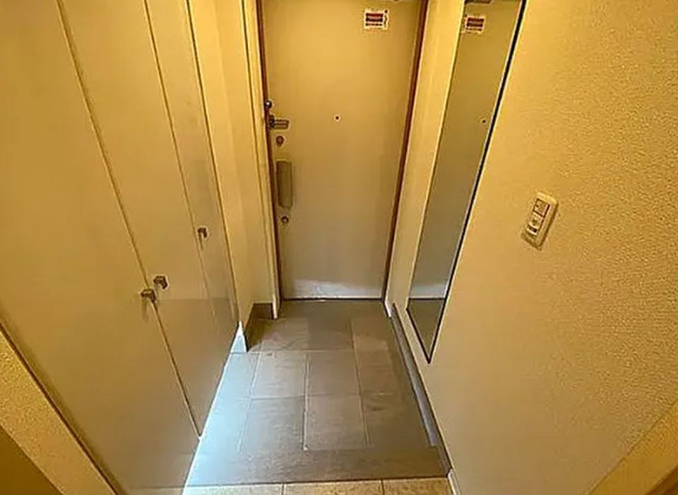 玄関　別号室参照