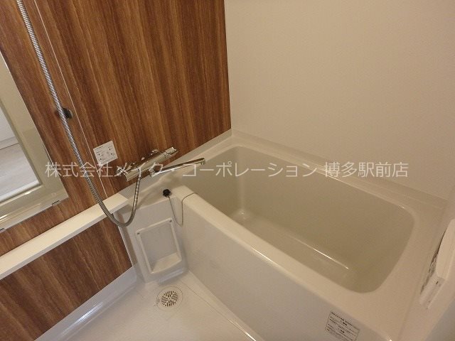バス・シャワールーム　※入居中の為別部屋写真使用現状優先
