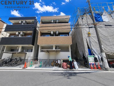 建物外観　オートロック付きで安心！宅配BOX付きで便利！
