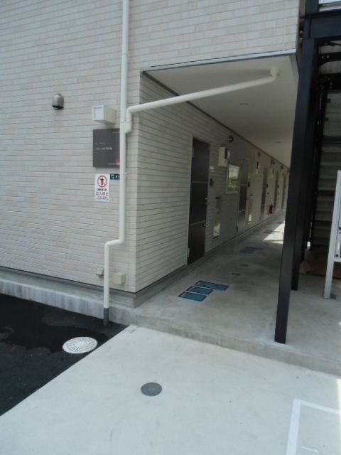 エントランス　★セコムセキュリティ搭載♪駅まで平坦アクセス★