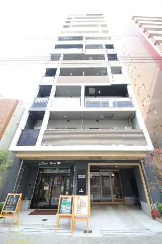 建物外観　TAKUTO STAY OSAKA HOMMACHI WES