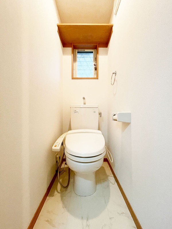 トイレ　コンパクトで使いやすいトイレです