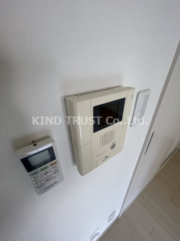 セキュリティ　モニター付きインターホンで安心