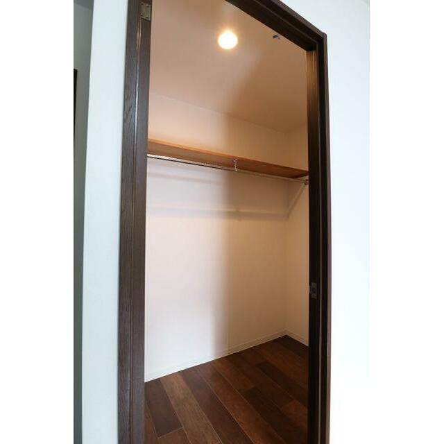 収納　収納 ウォークインクローゼット