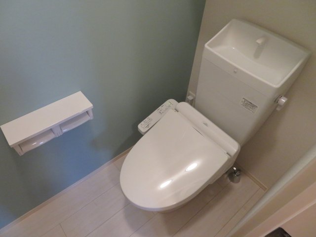 トイレ　清潔感のあるトイレです
