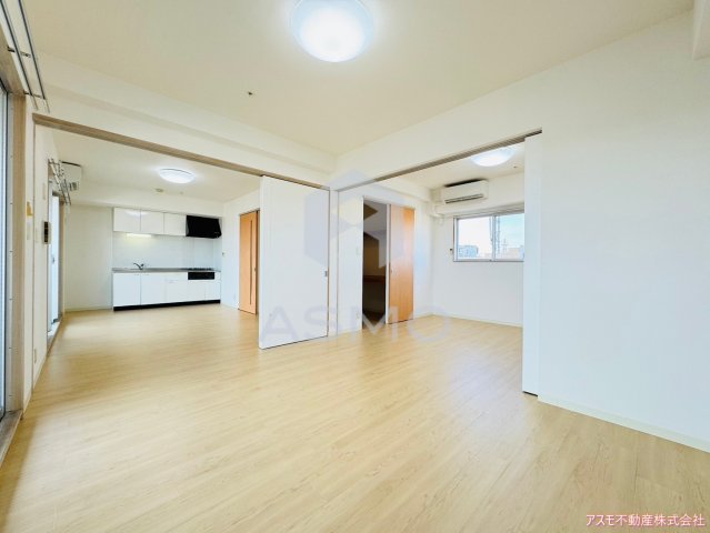 居室・リビング　同マンション別部屋　参考写真