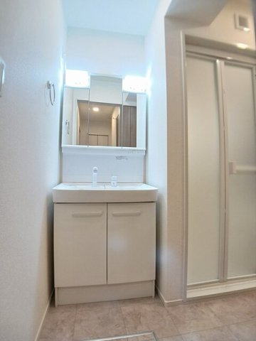 洗面設備　忙しい朝には欠かせない洗面所です