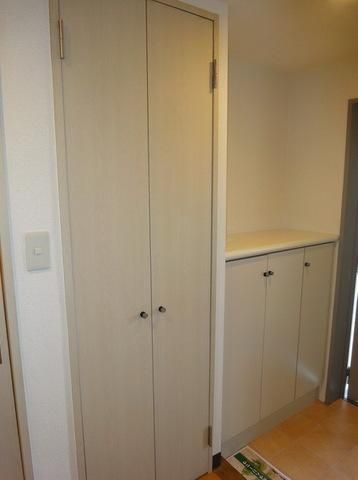 収納　※同建物　同タイプ間取り　別室設備施工例　現況優先