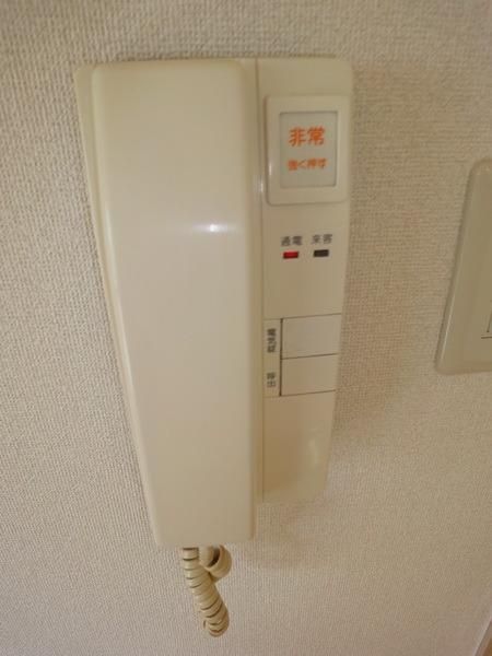 セキュリティ　※同建物　同タイプ間取り　別室設備施工例　現況優先