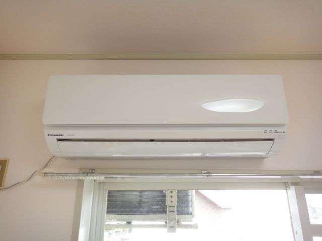 その他設備　新しいエアコン付き。