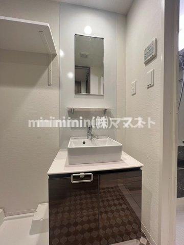 洗面設備　別カラー参考写真