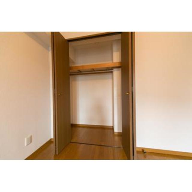 収納　＊同物件、別部屋になります。