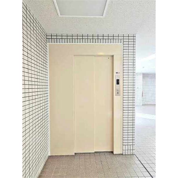その他　エレベーター