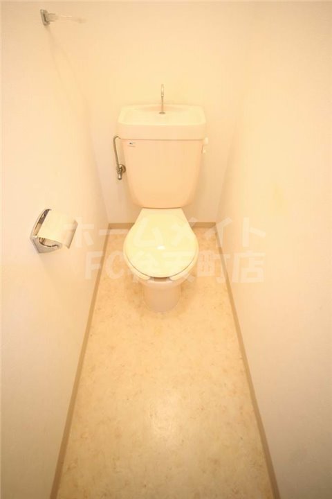 トイレ　清潔感のあるトイレです