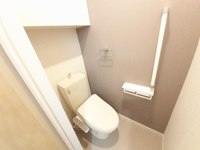 トイレ　シンプルで使いやすいトイレです