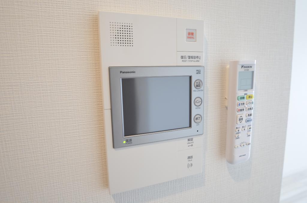 セキュリティ　カメラ付インターホン