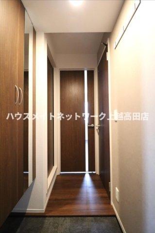 玄関　玄関