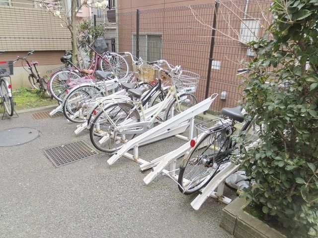 駐車場　駐輪場です