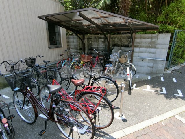 駐車場　駐輪場